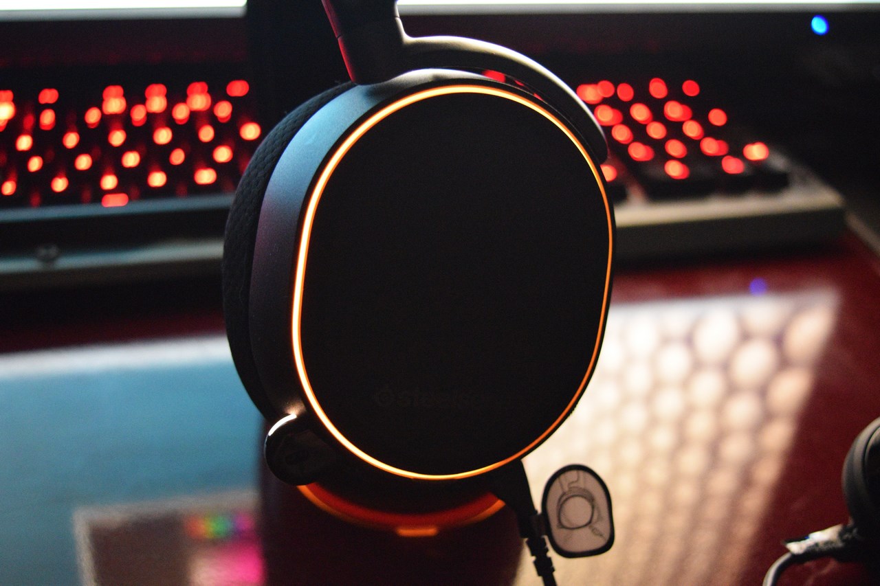 SteelSeries Arctis Pro with GameDAC Hi Res Audio System Review